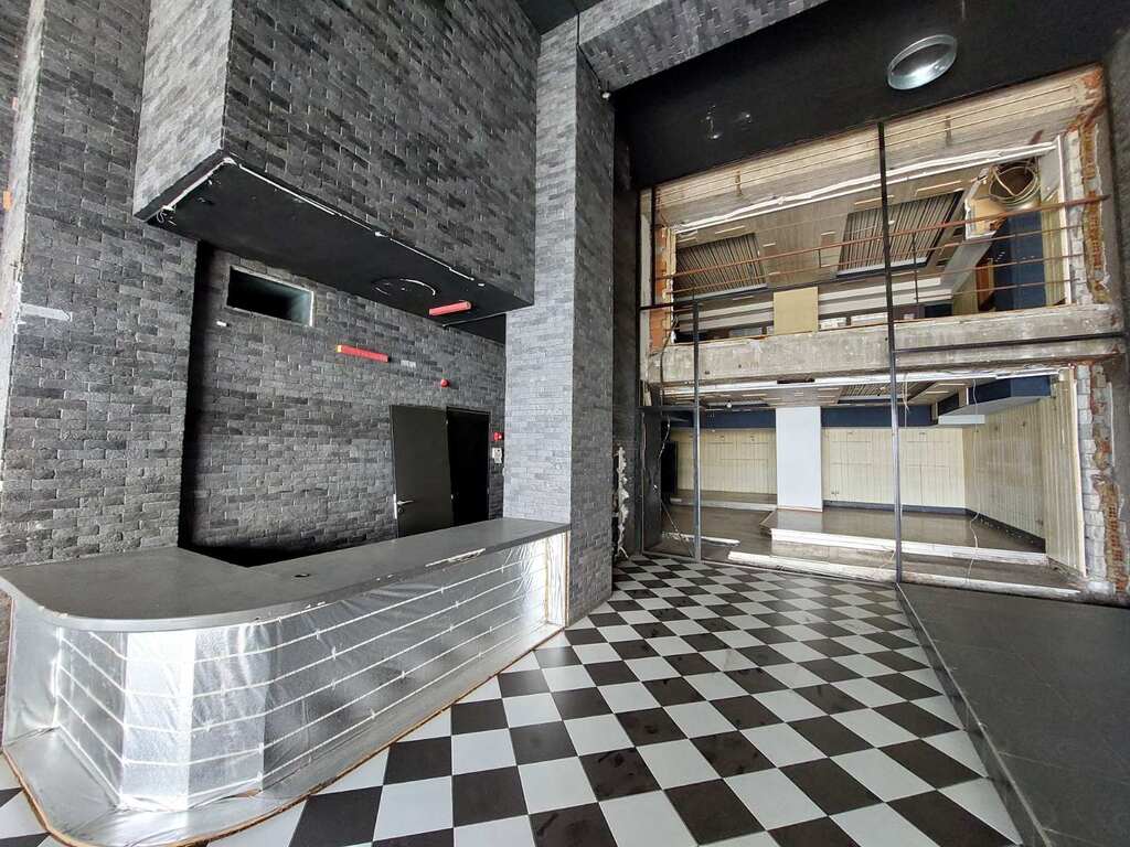 Commercial Property Of 405 M² In Thessaloniki