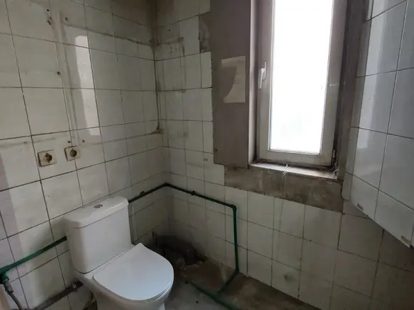 Commercial Property Of 405 M² In Thessaloniki
