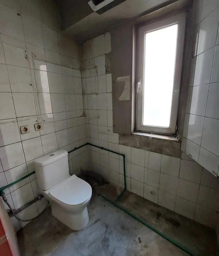 Commercial Property Of 405 M² In Thessaloniki
