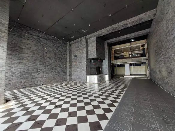 Commercial Property Of 405 M² In Thessaloniki