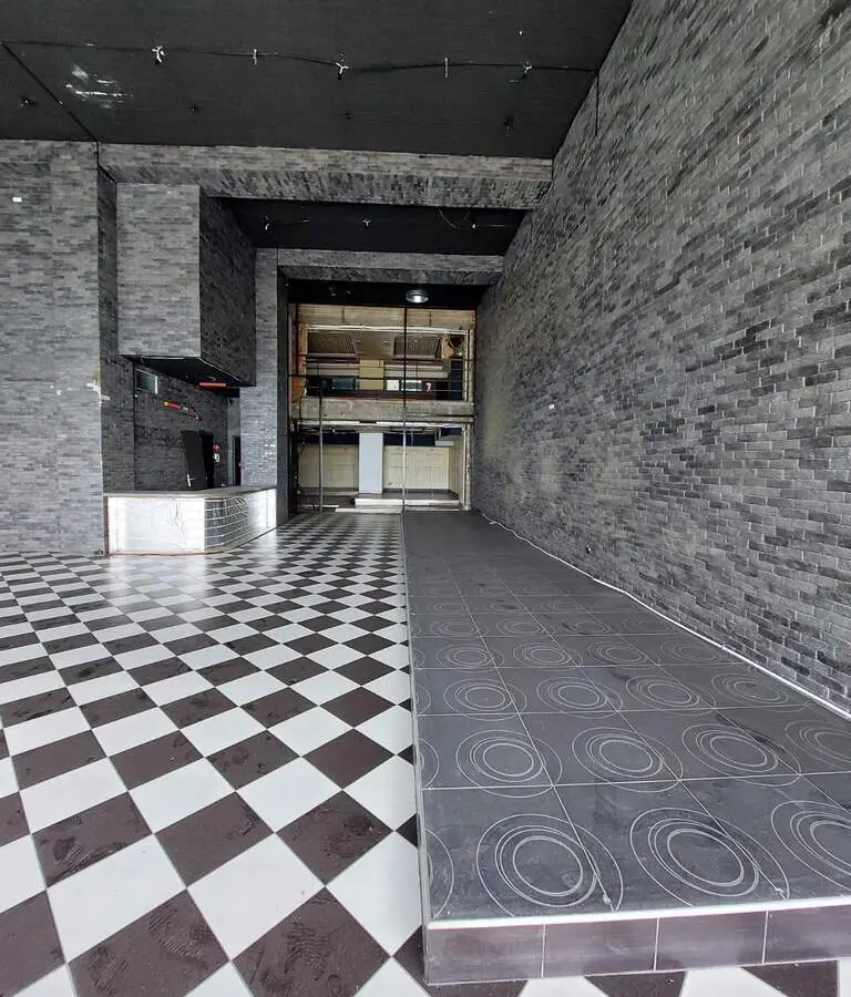 Commercial Property Of 405 M² In Thessaloniki