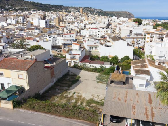 Development Plot Of 15,000 M² With Project Potential For 15 Units In Costa Blanca, Alicante, Spain