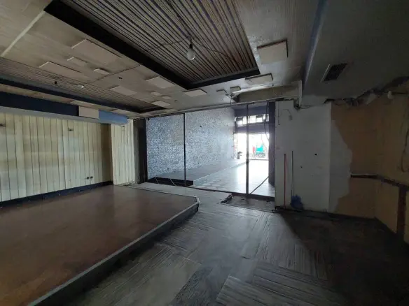 Commercial Property Of 405 M² In Thessaloniki