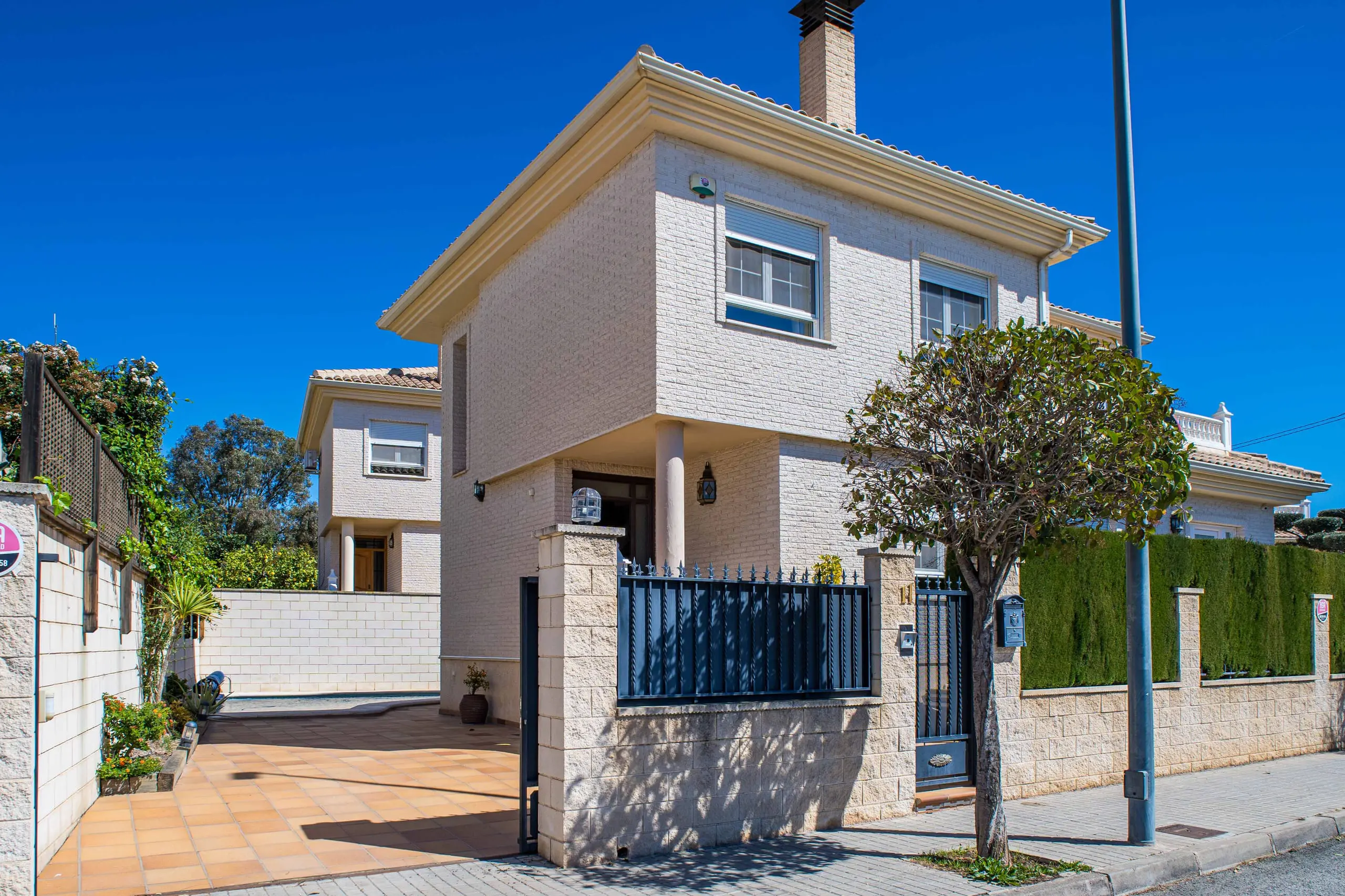 Detached Villa Of 258 M² In Elda, Spain