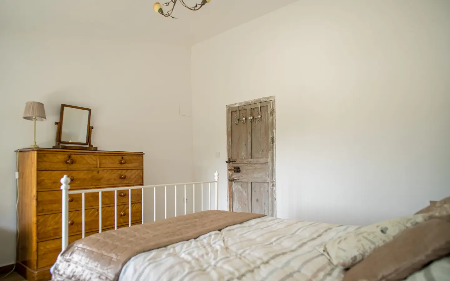Townhouse Of 490 M² With Pool In Pinoso, Spain