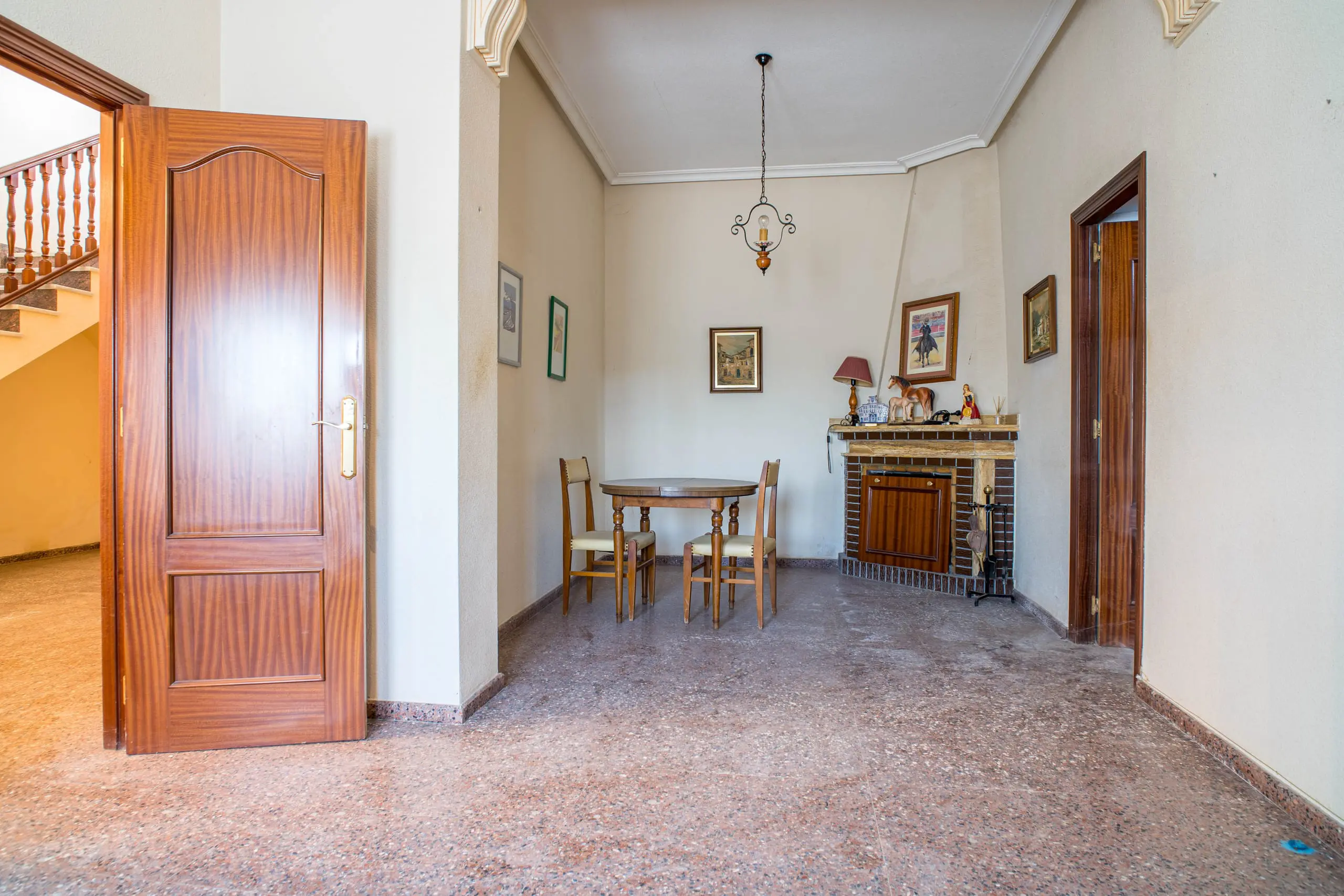 Country House Of 1018 M² In Monovar, Spain