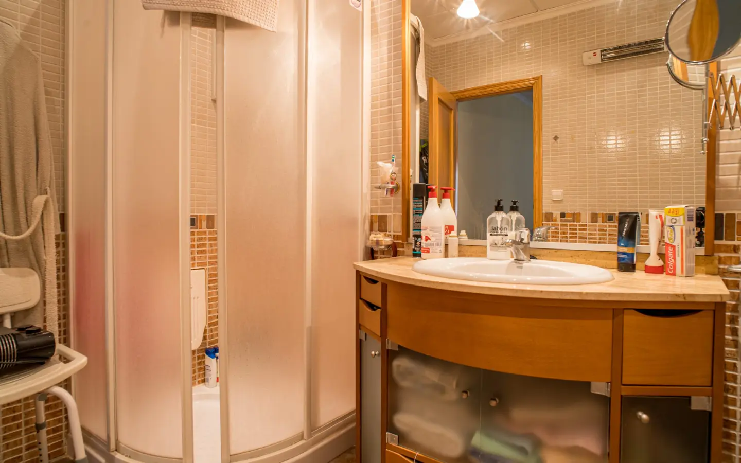 5-bedroom Townhouse In Pinoso, Spain (326 M²)
