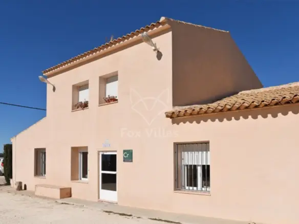 4-bedroom Country House In Jumilla, Spain (160 M²)