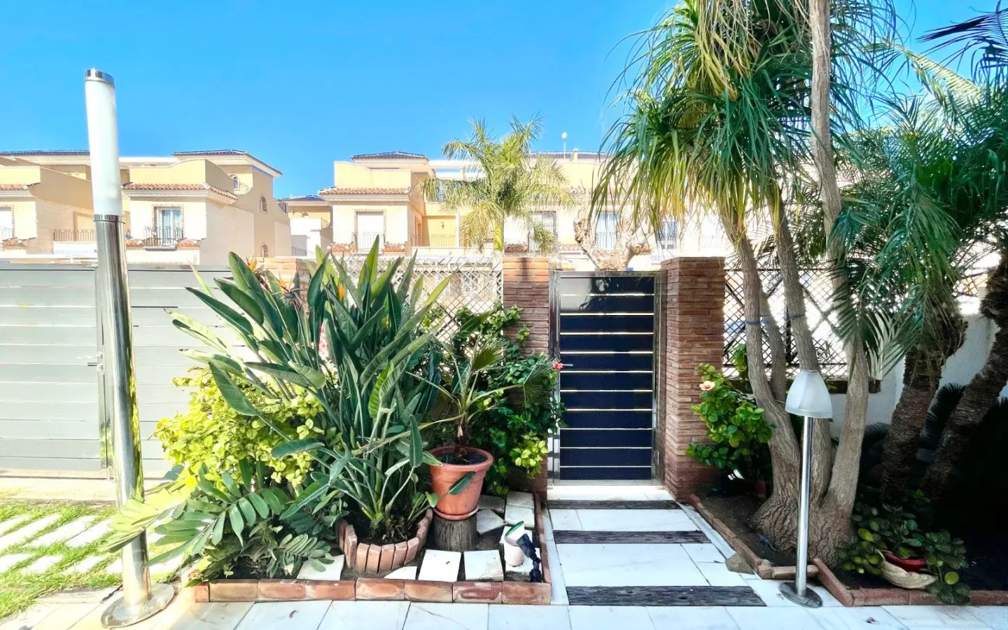 4-bedroom House In Pilar De La Horadada, Spain (155 M²)