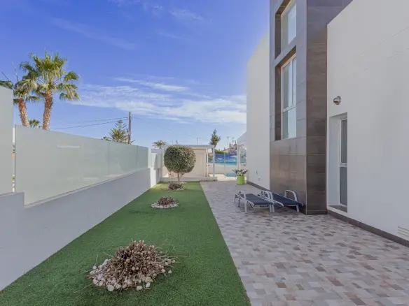 3-bedroom Villa In Orihuela Costa, Spain (108 M²)