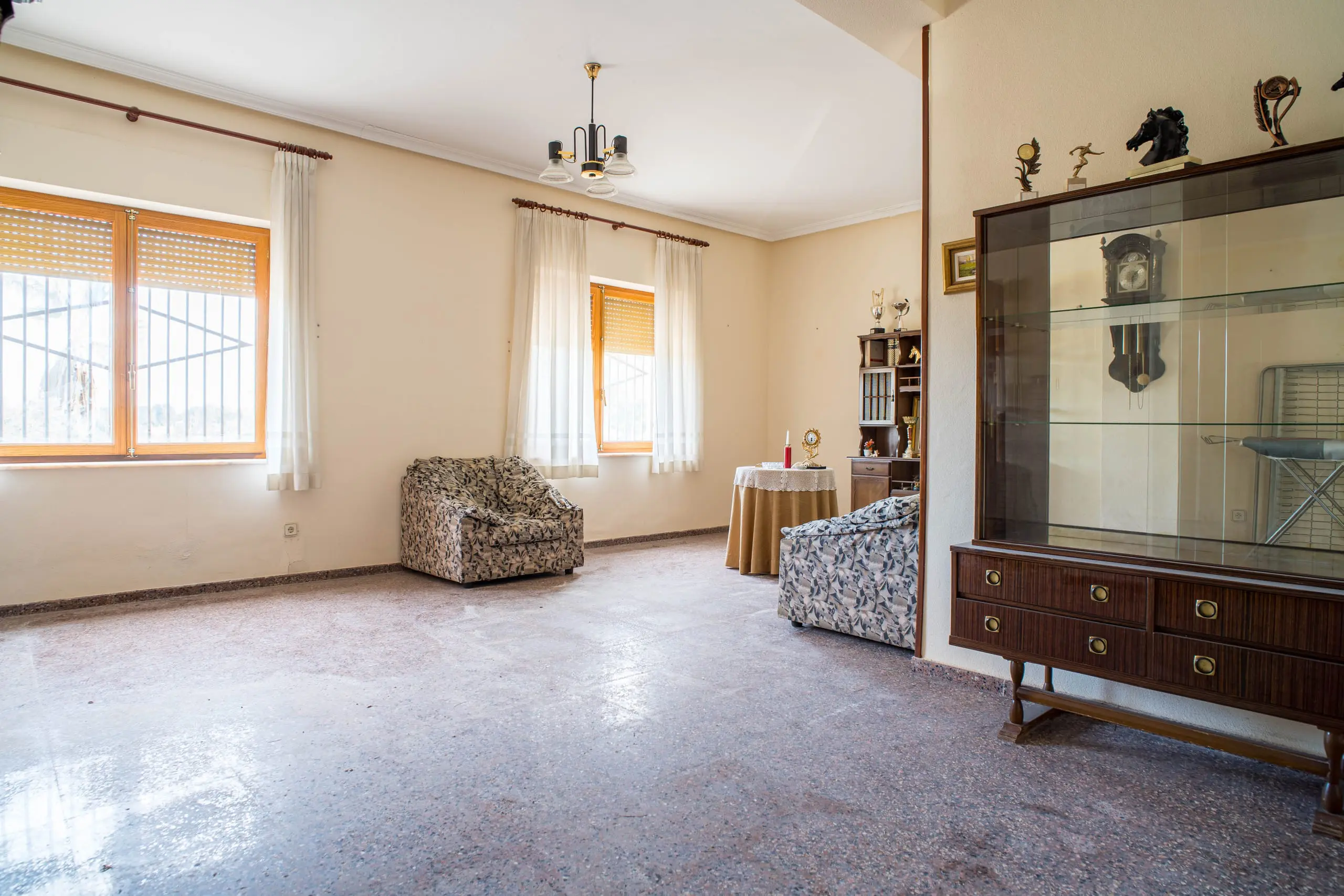 Country House Of 1018 M² In Monovar, Spain