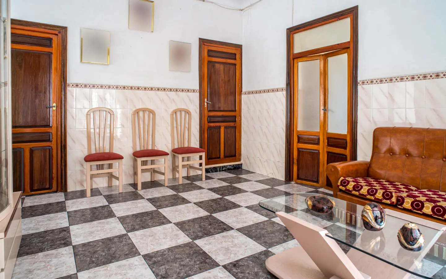 5-bedroom Townhouse In Pinoso, Spain (262 M²)