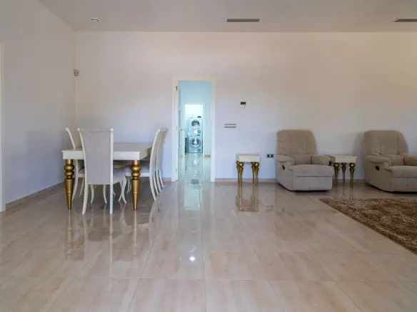4-bedroom Detached Villa In Pinoso, Spain (209 M²)