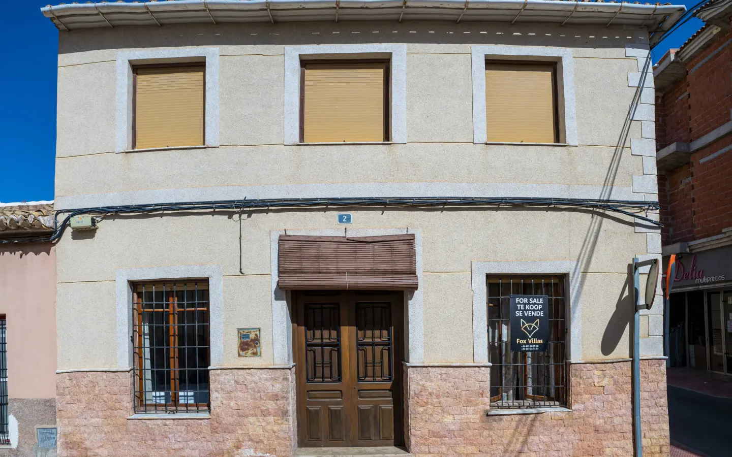 5-bedroom Townhouse In Pinoso, Spain (262 M²)