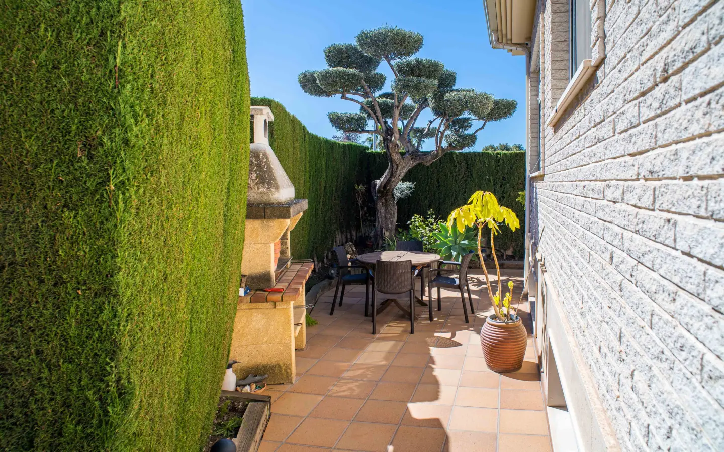 4-bedroom Detached Villa In Elda, Spain (258 M²)