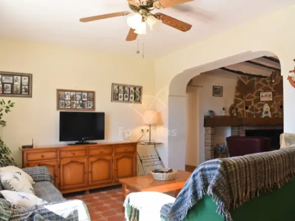 4-bedroom Country House In Jumilla, Spain (160 M²)