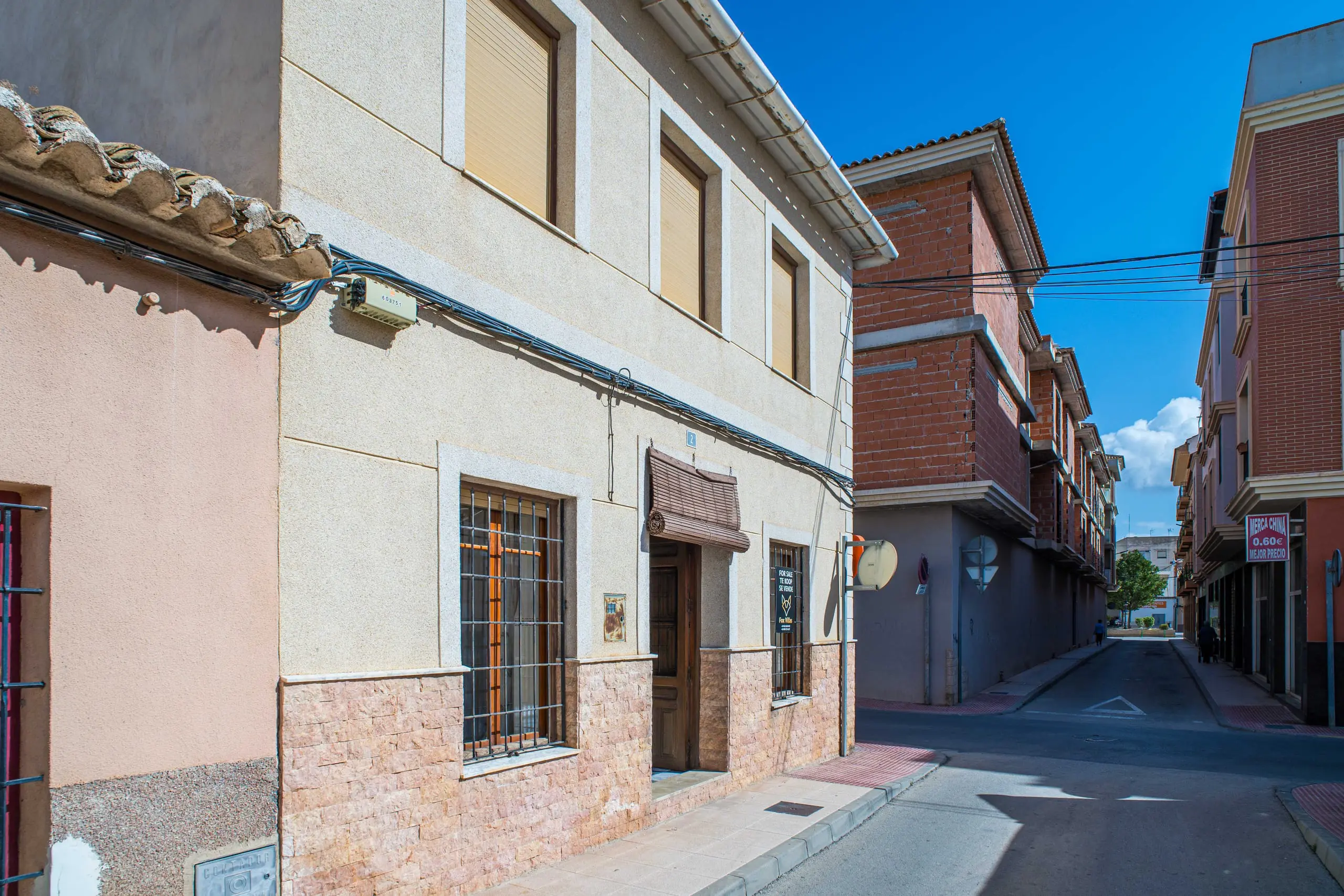 Townhouse Of 262 M² In Pinoso, Spain