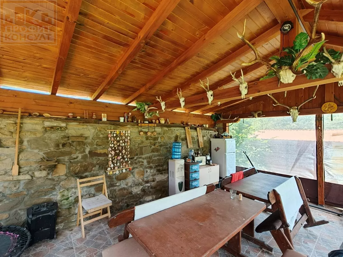 6 Three-storey House With Yard In The Elena Balkan