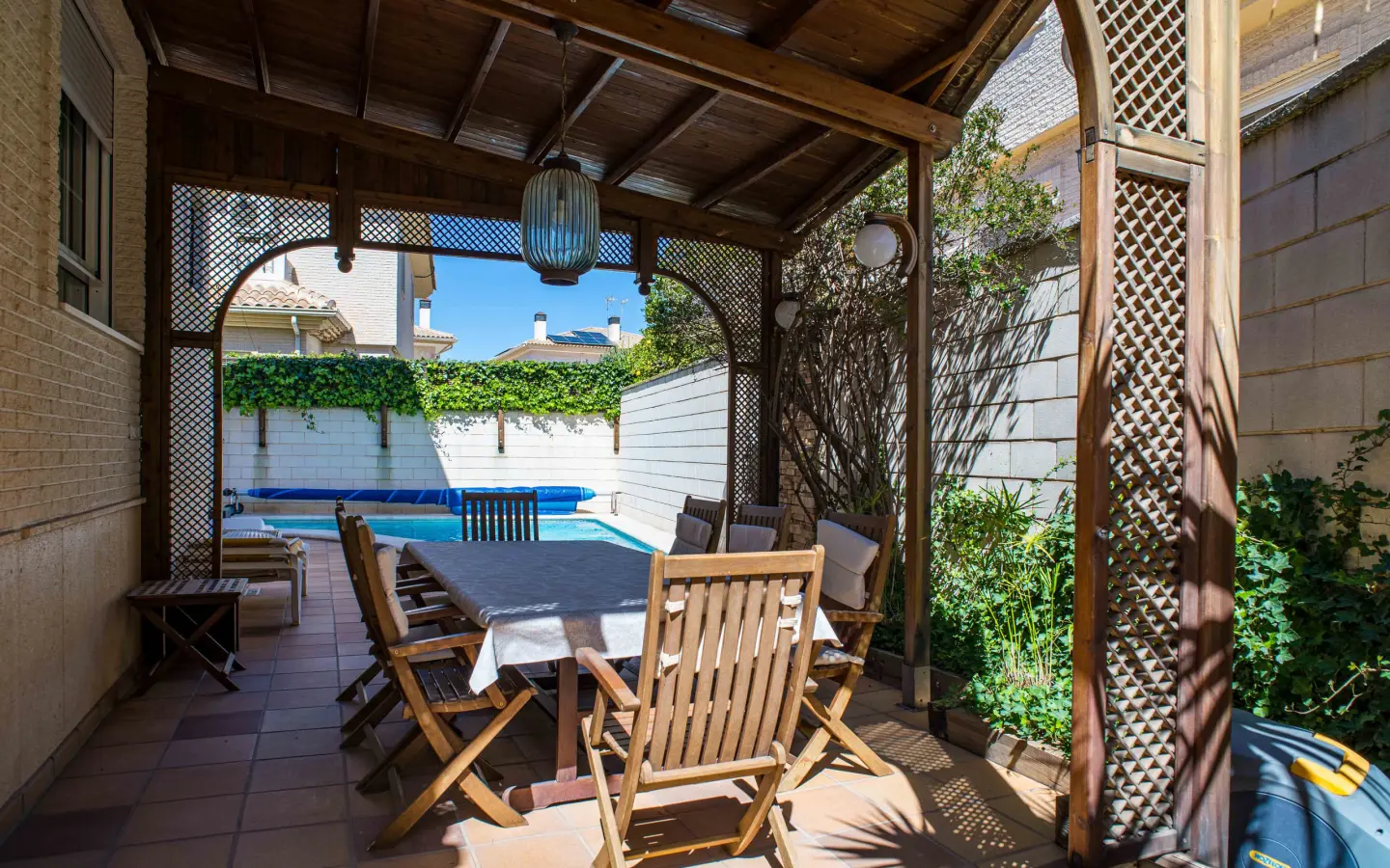 4-bedroom Detached Villa In Elda, Spain (258 M²)