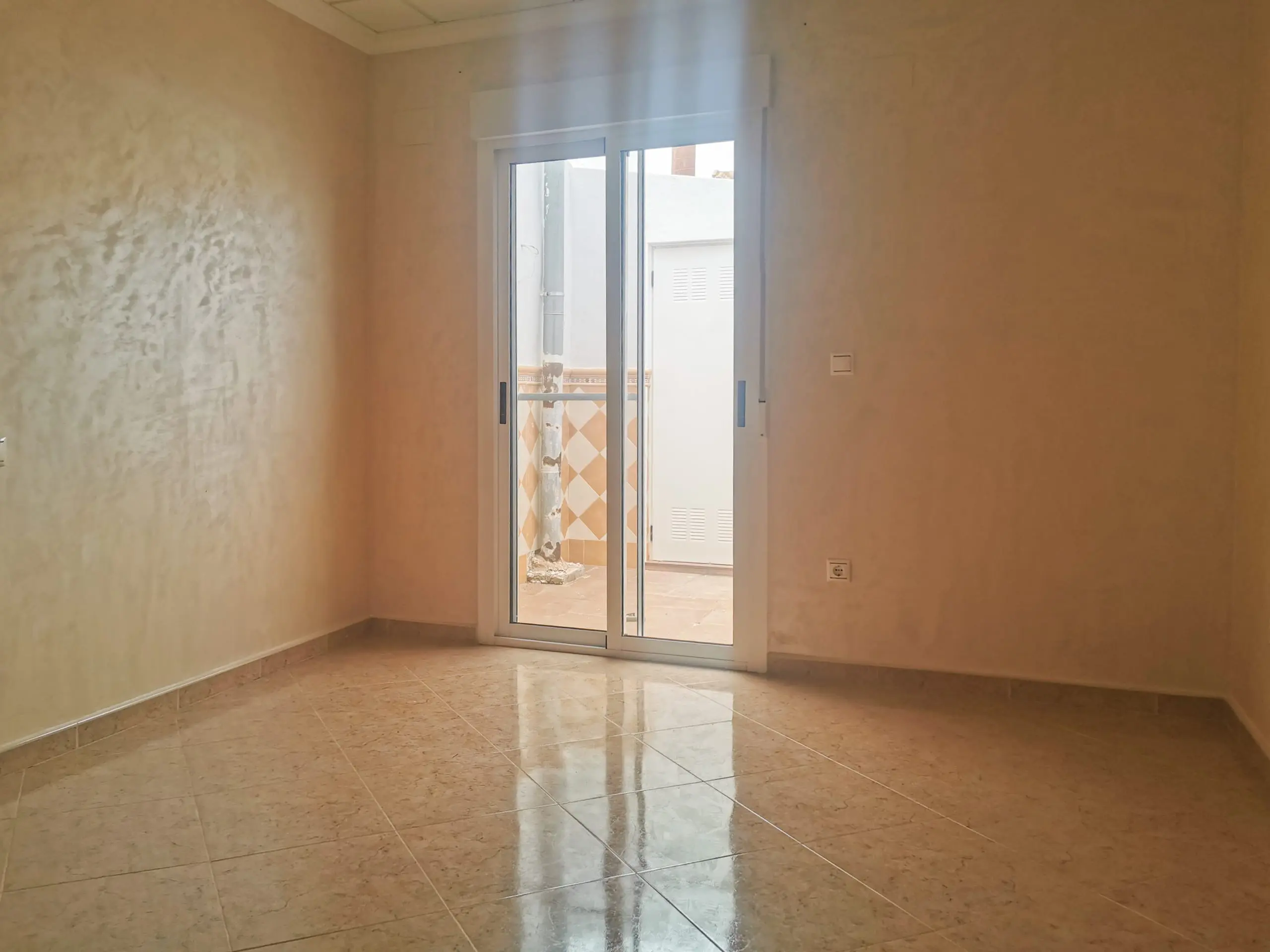 Townhouse Of 118 M² In Alguena, Spain