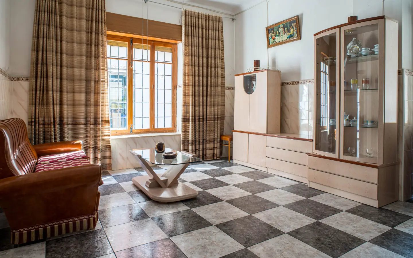 5-bedroom Townhouse In Pinoso, Spain (262 M²)