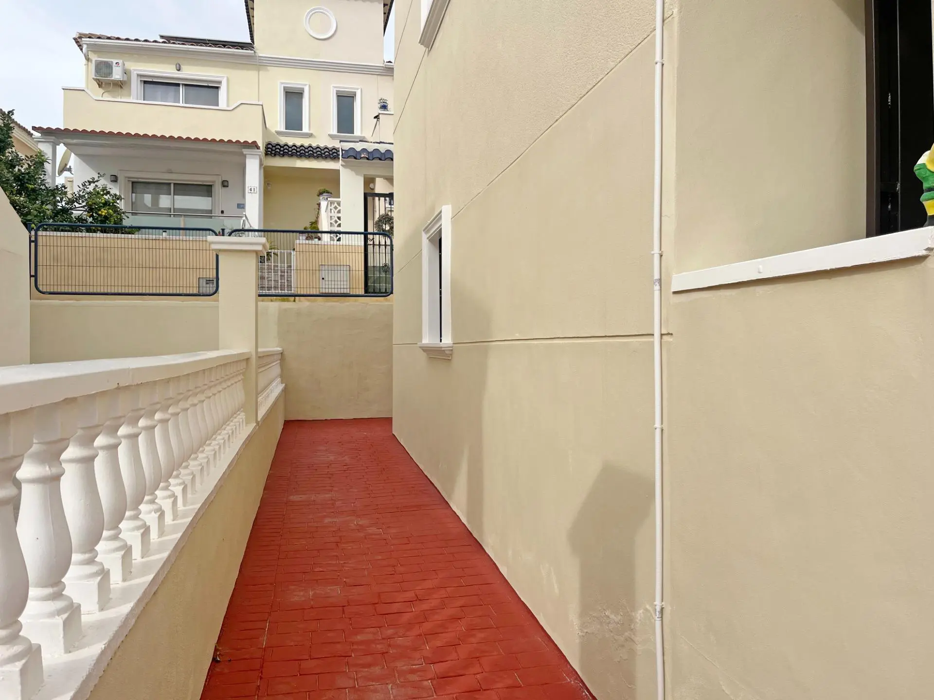 Duplex Of 81 M² In San Miguel De Salinas