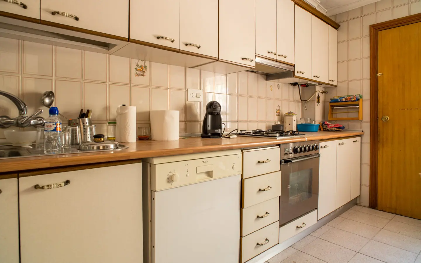 5-bedroom Townhouse In Pinoso, Spain (326 M²)