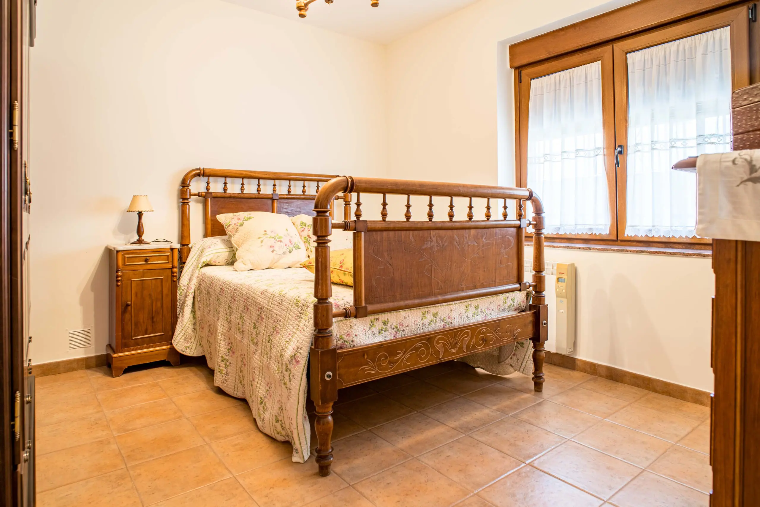 Townhouse Of 292 M² With Features In Pinoso, Spain
