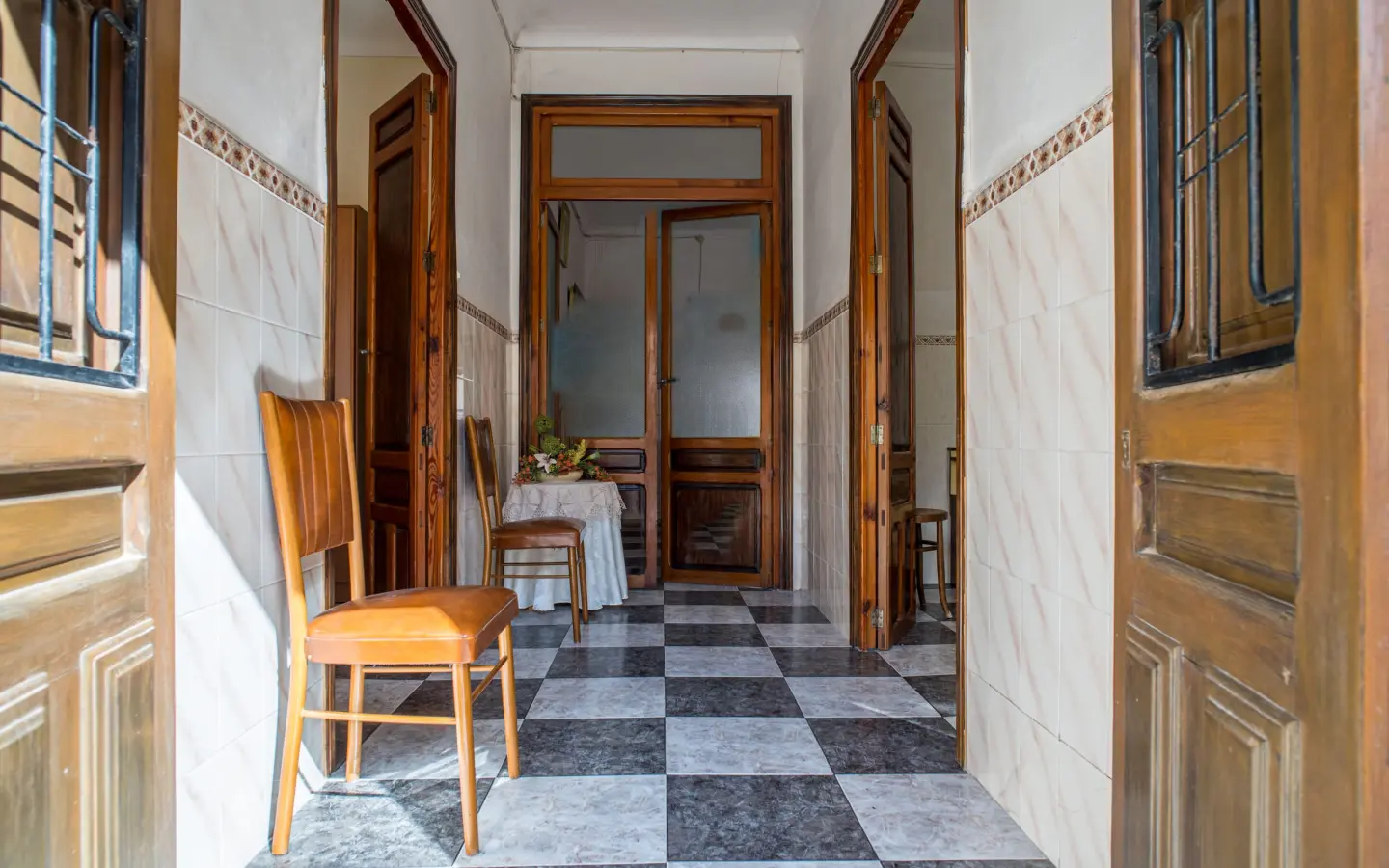 5-bedroom Townhouse In Pinoso, Spain (262 M²)