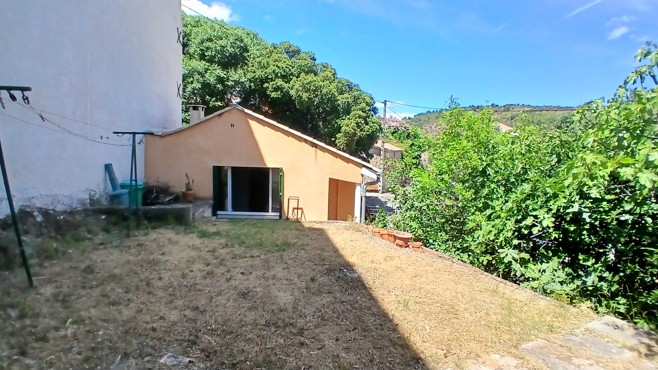 House Of 137 M² In Roquebrun, France