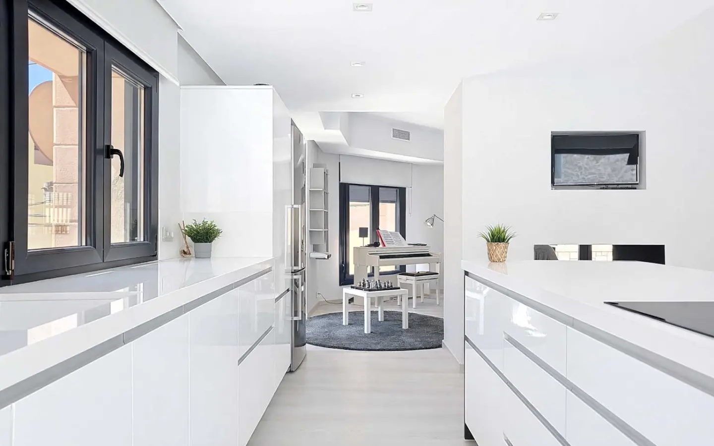 Townhouse Of 544 M² With Features In Pinoso, Spain