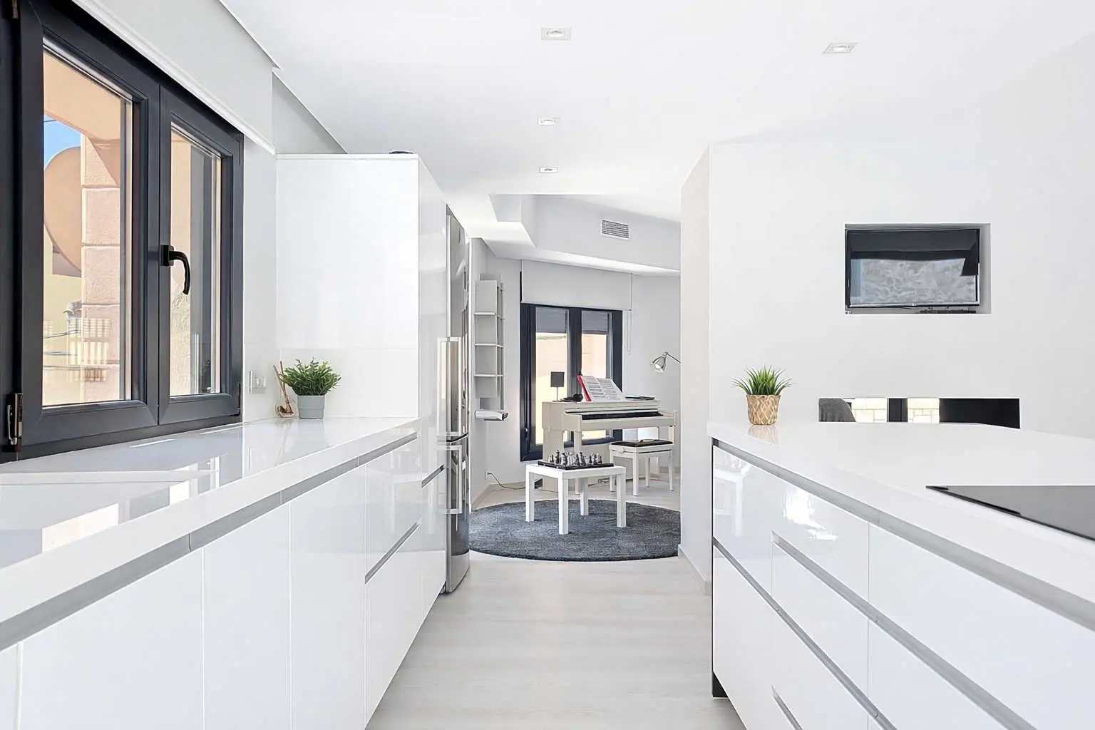 Townhouse Of 544 M² With Features In Pinoso, Spain