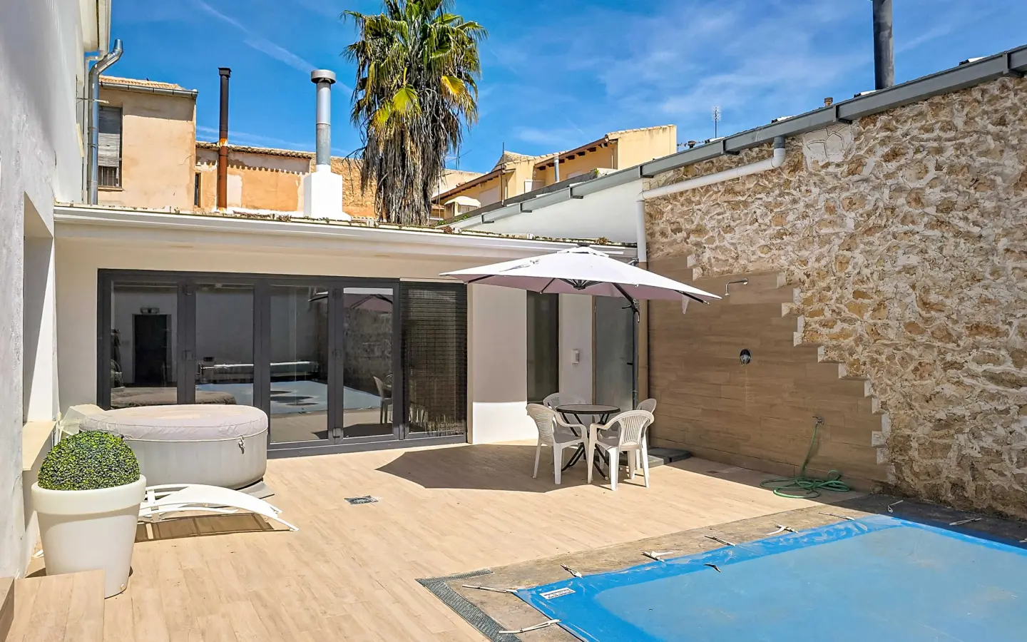 Townhouse Of 544 M² With Features In Pinoso, Spain