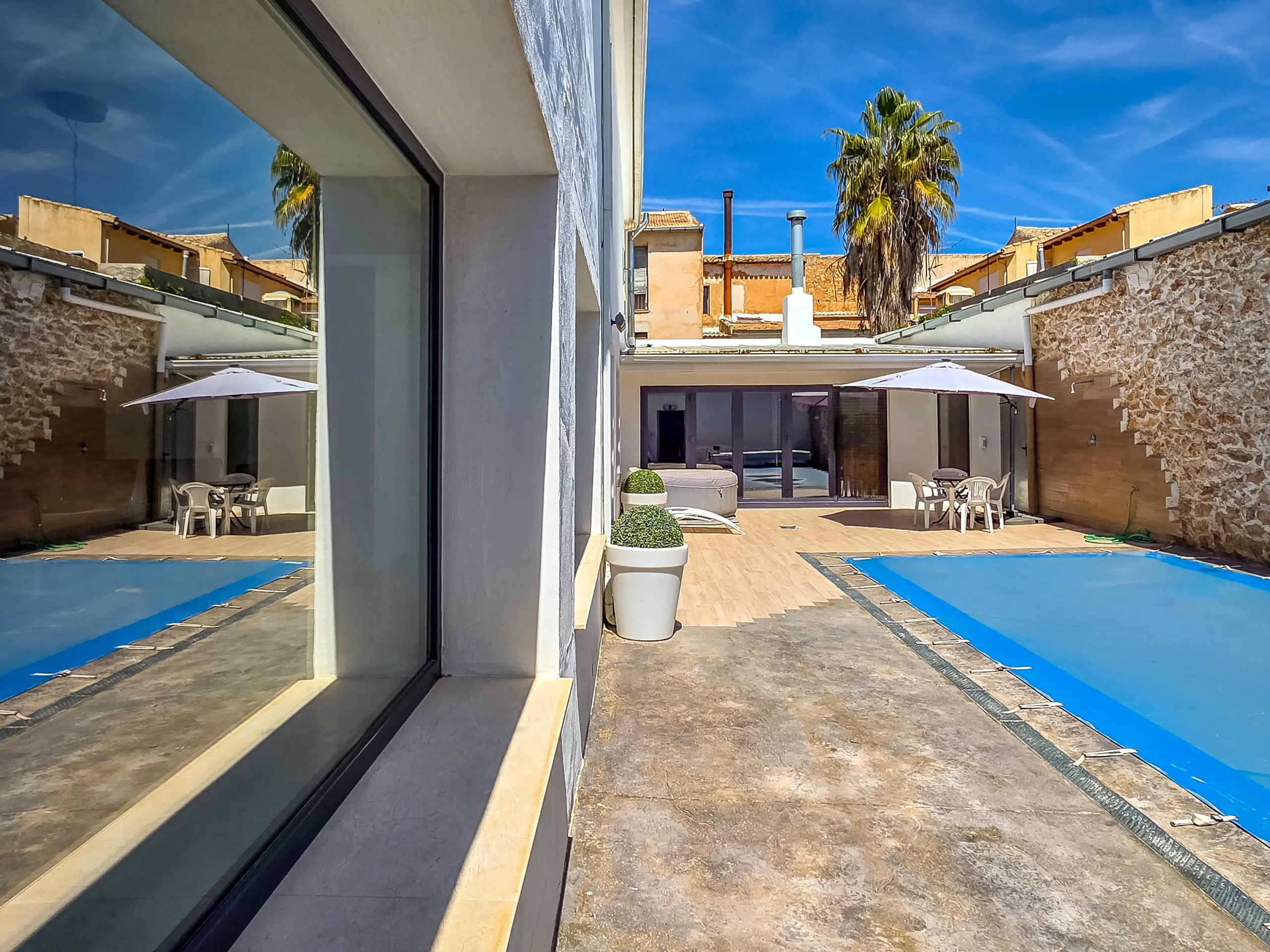 Townhouse Of 544 M² With Features In Pinoso, Spain