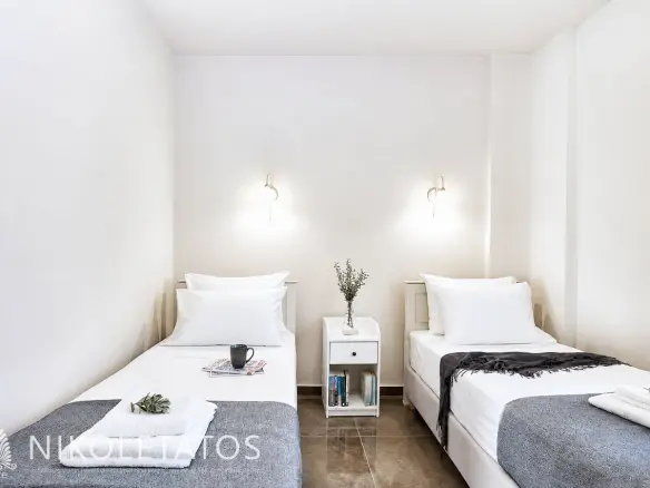 Villa Of 1300 M² With Sea View In Greece
