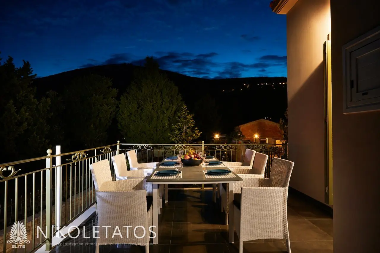 Villa Of 1300 M² With Sea View In Greece