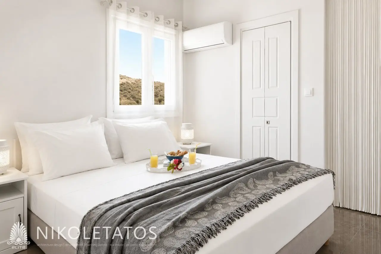 Villa Of 1300 M² With Sea View In Greece