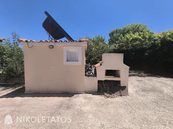 House Of 120 M² With Garden In Svoronata, Greece