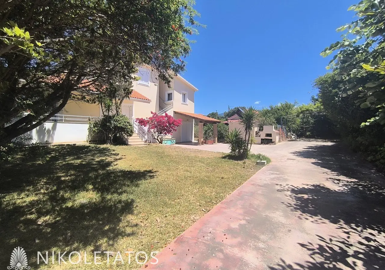 House Of 120 M² With Garden In Svoronata, Greece
