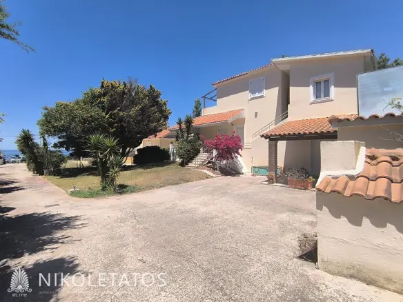 House Of 120 M² With Garden In Svoronata, Greece