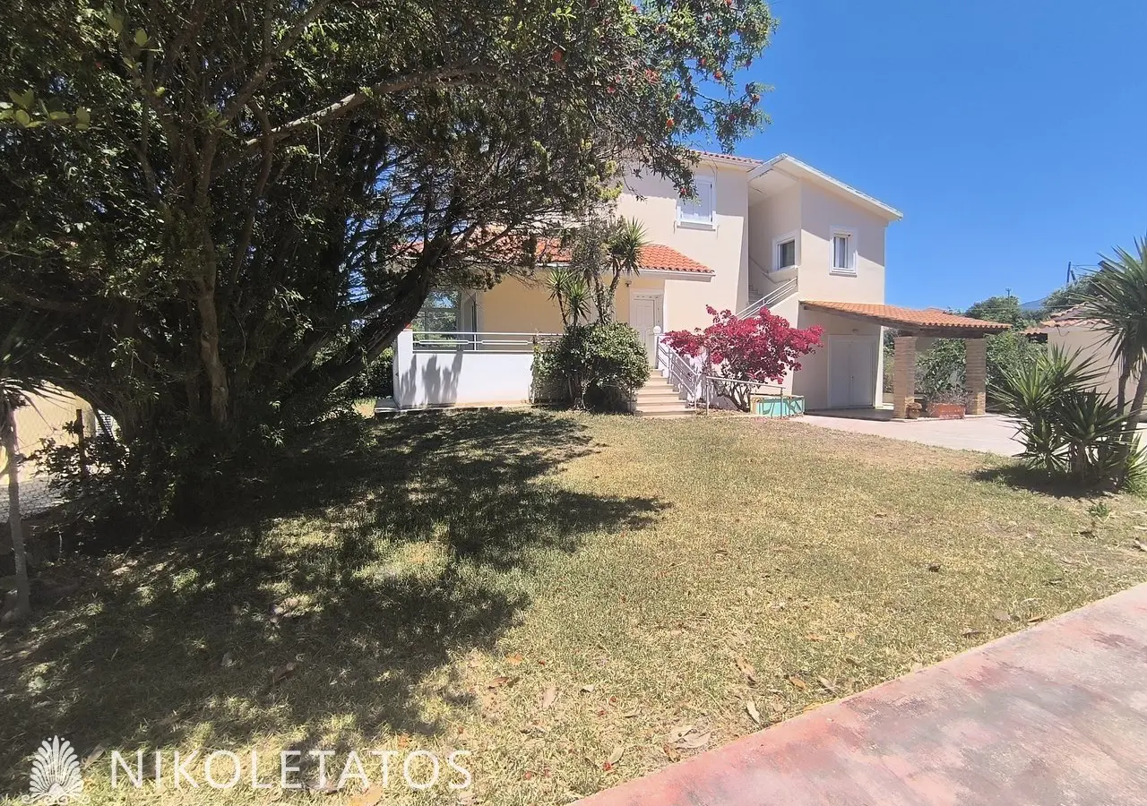 House Of 120 M² With Garden In Svoronata, Greece