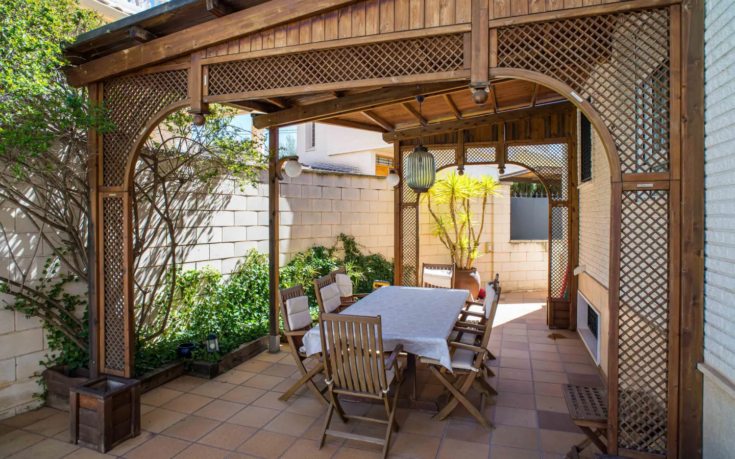 4-bedroom Detached Villa In Elda, Spain (258 M²)