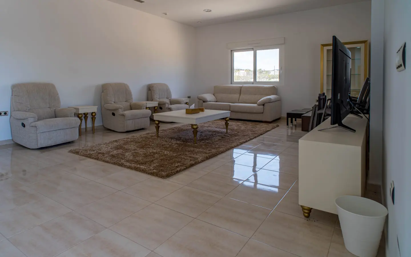 4-bedroom Detached Villa In Pinoso, Spain (209 M²)