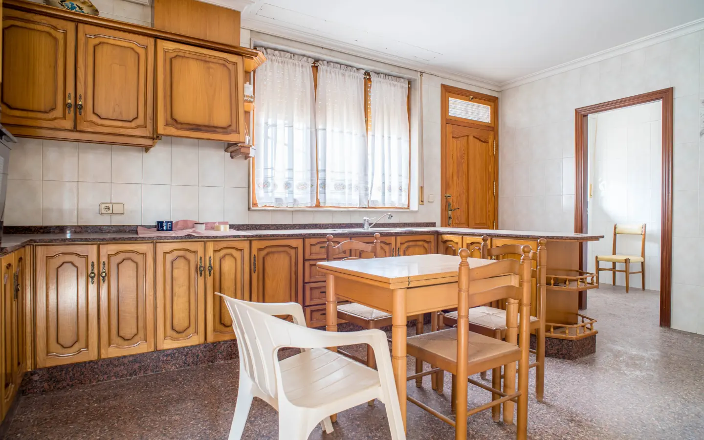 Country House Of 1018 M² In Monovar, Spain
