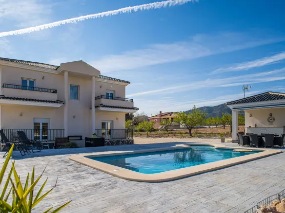 Detached Villa Of 242 M² In Lel, Spain