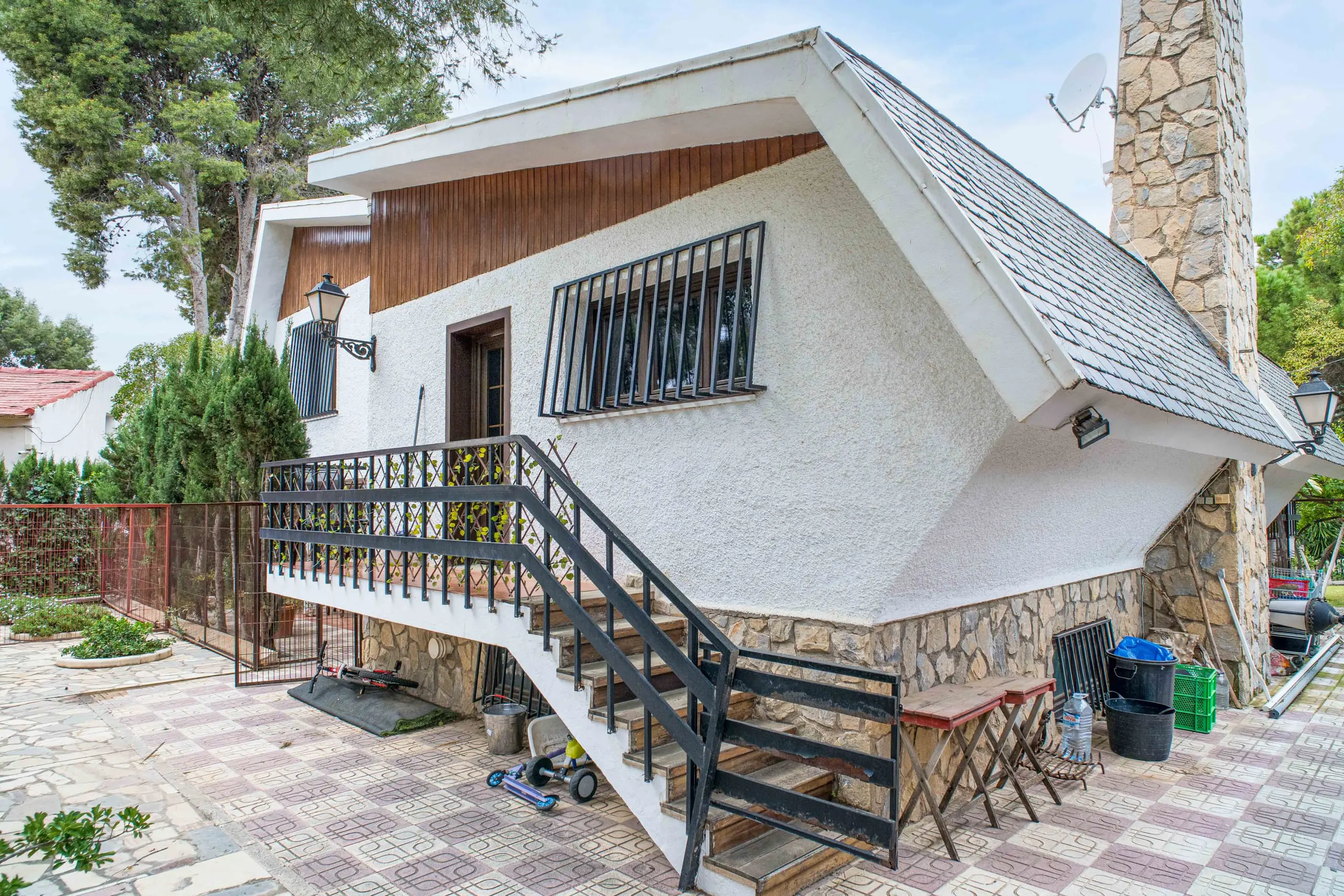 Detached Villa Of 381 M² In Petrer, Spain
