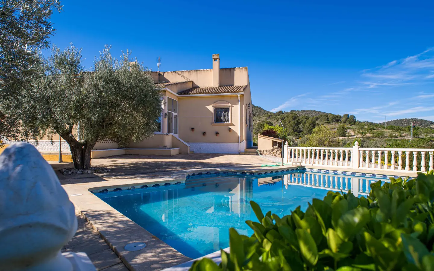 3-bedroom Detached Villa In La Zarza, Spain (222 M²)
