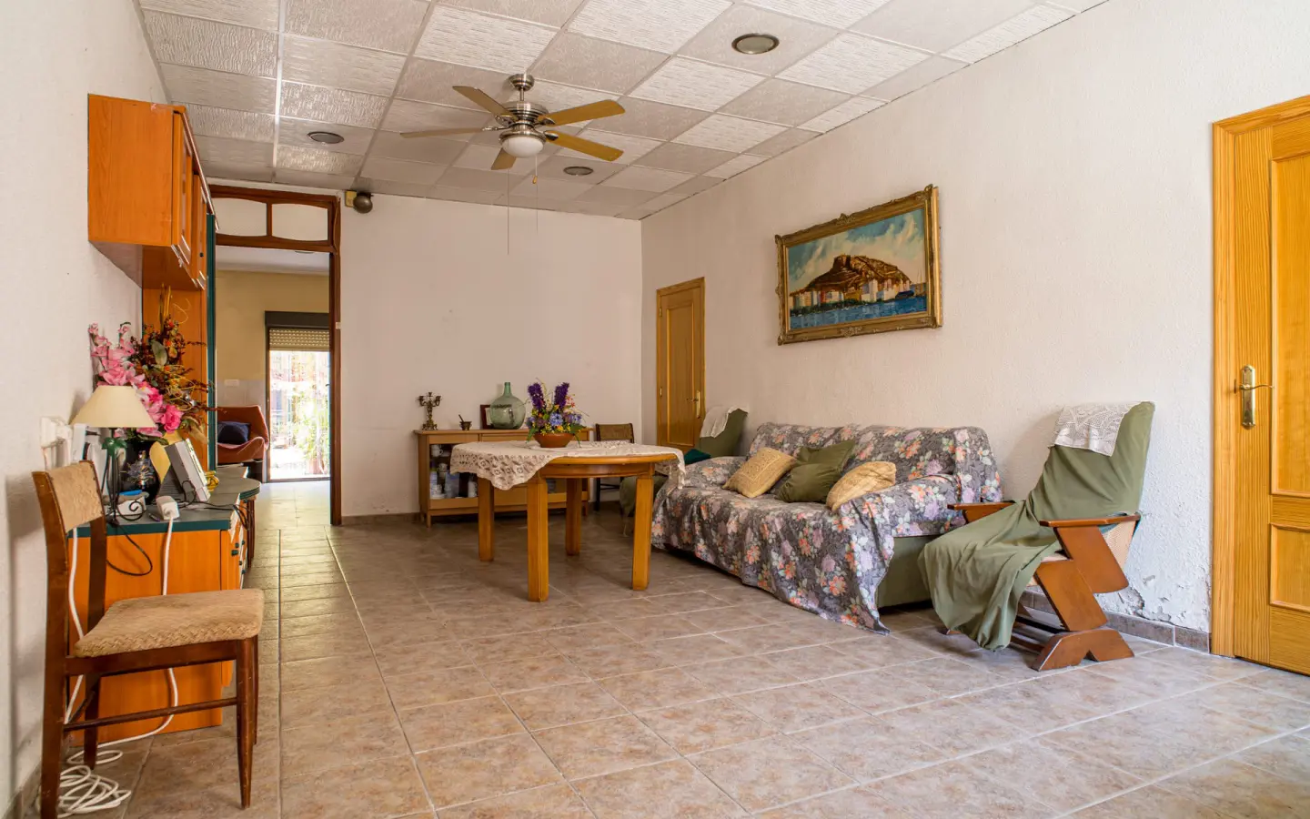5-bedroom Townhouse In Pinoso, Spain (326 M²)