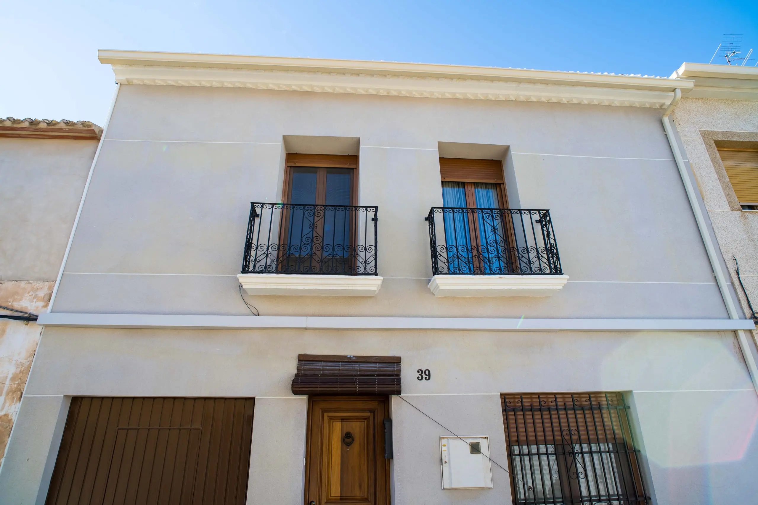 Townhouse Of 292 M² With Features In Pinoso, Spain