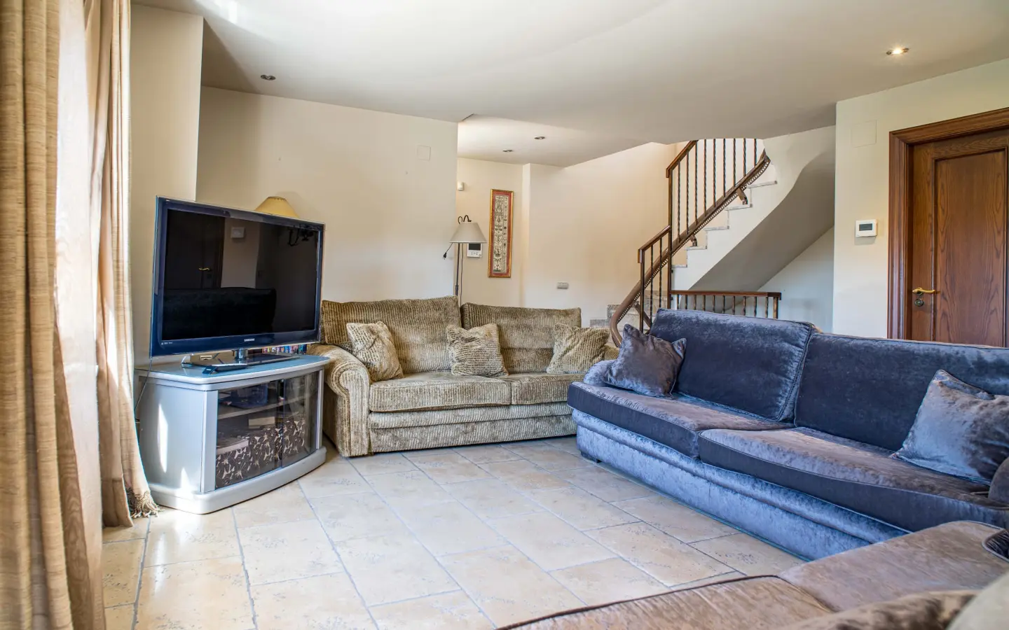 4-bedroom Detached Villa In Elda, Spain (258 M²)
